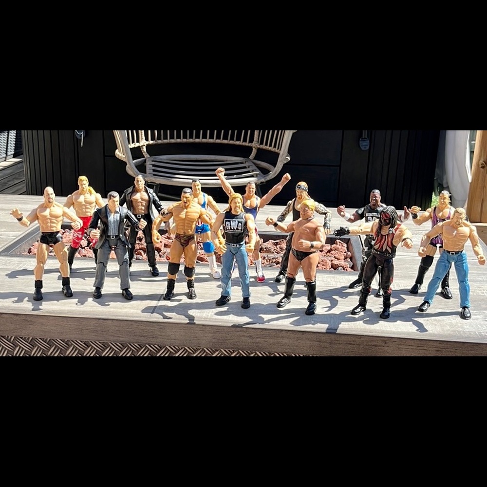 WWE Wrestling Lot of 14 Figurine Toys